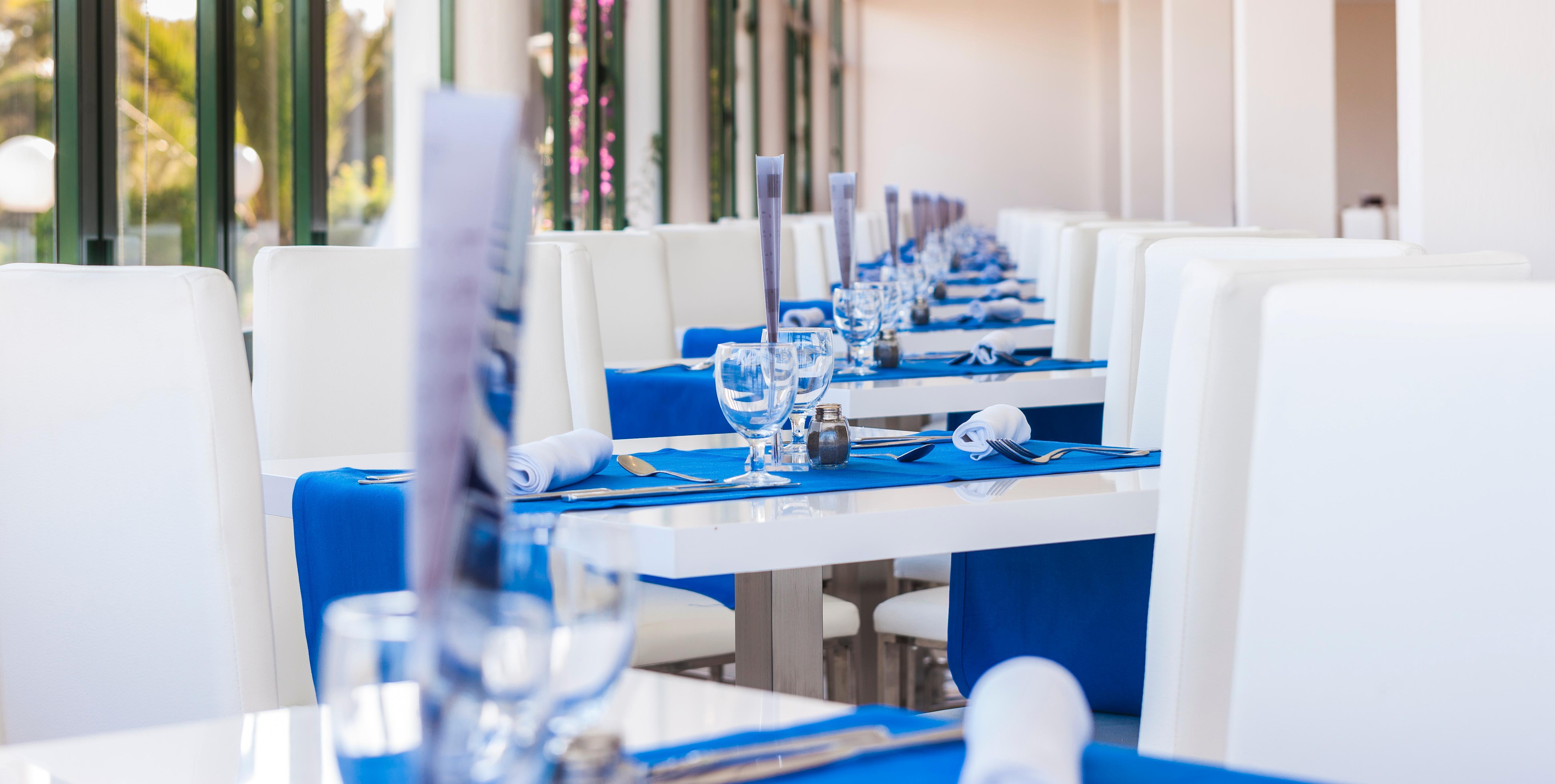 Globales Cala'N Blanes Hotel Cala'N Blanes  Exterior photo