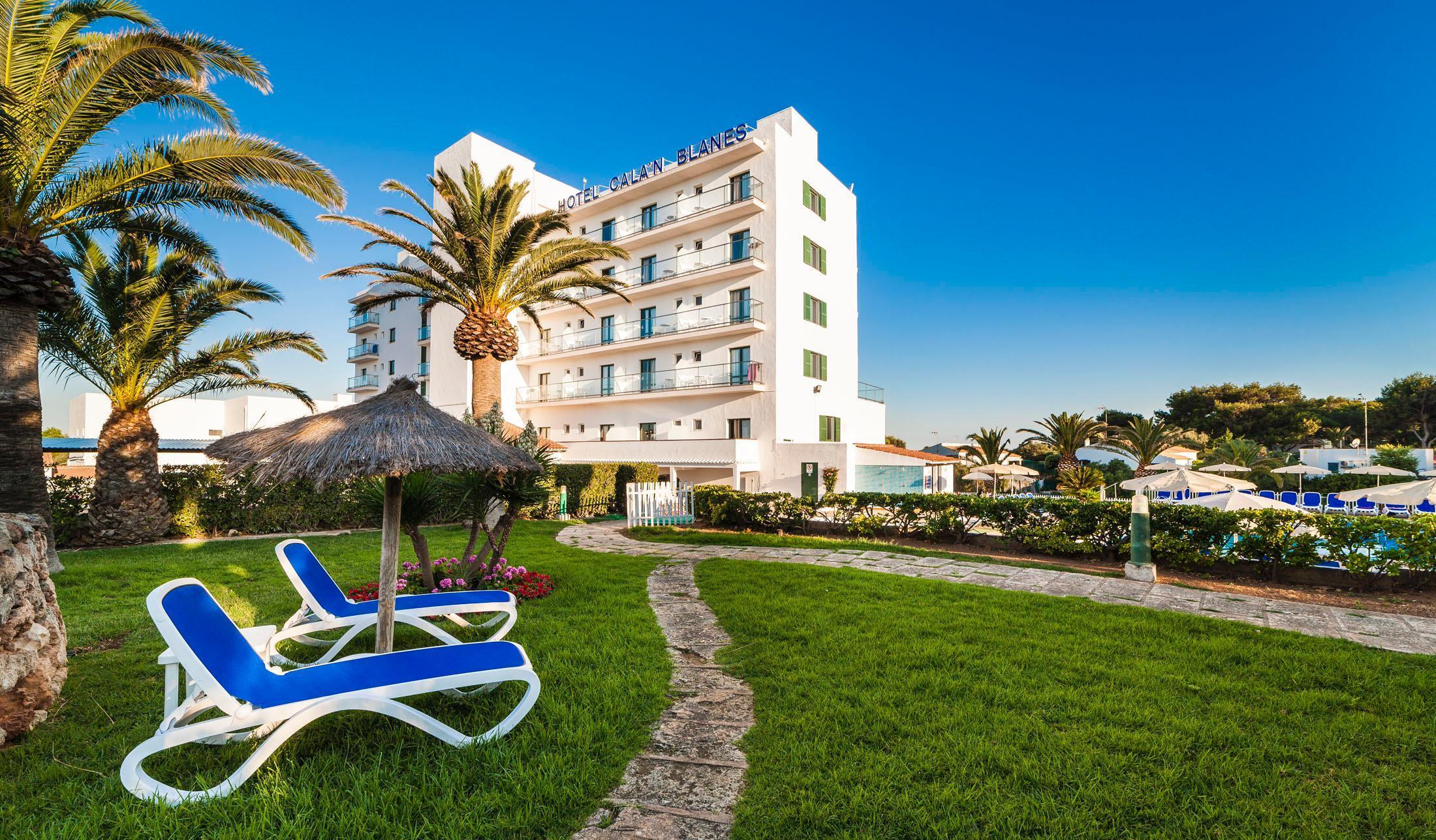 Globales Cala'N Blanes Hotel Cala'N Blanes  Exterior photo