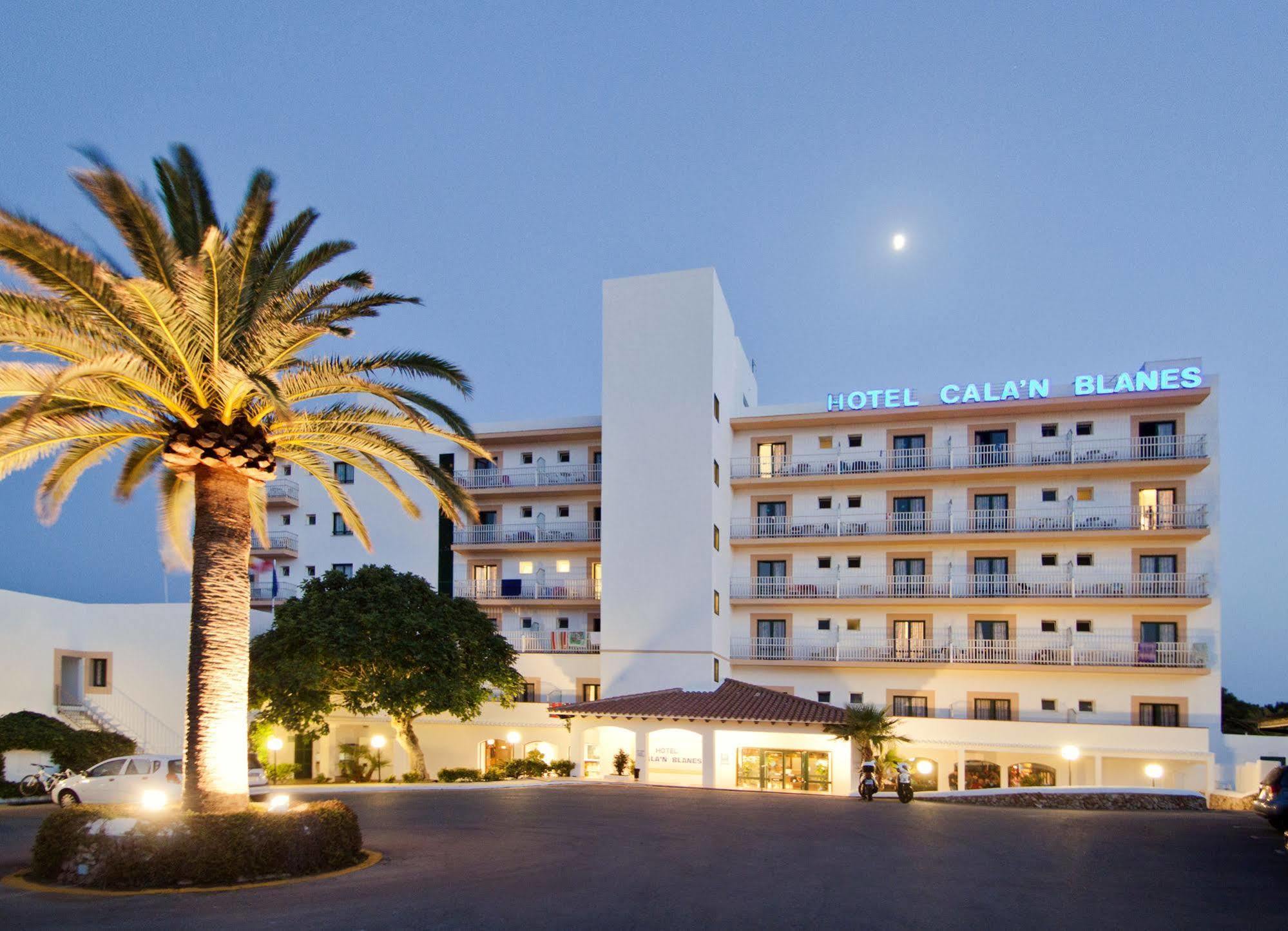 Globales Cala'N Blanes Hotel Cala'N Blanes  Exterior photo